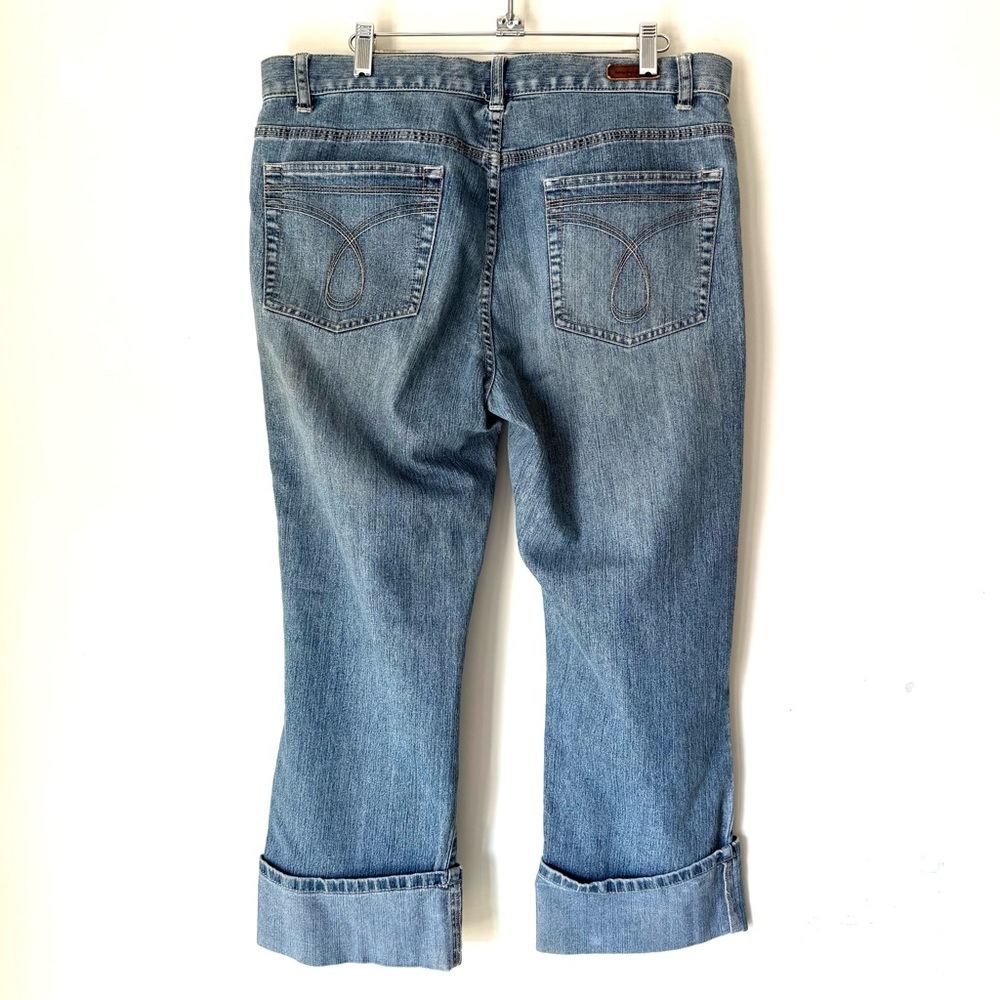 Vintage Calvin Klein mid rise Wide Cuff Cropped Jeans - Picture 4 of 9